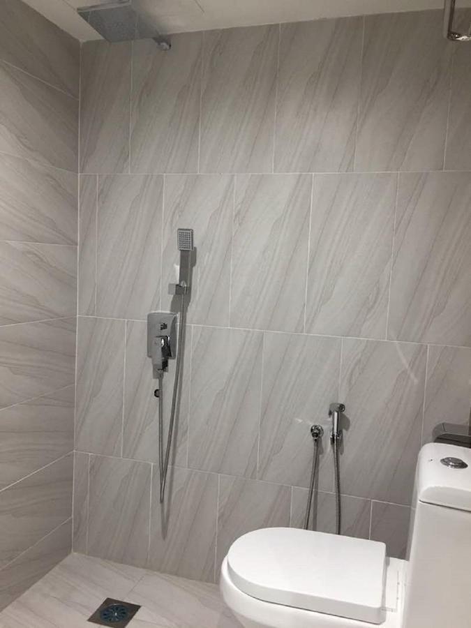 Meriton Inn Куантан Екстериор снимка