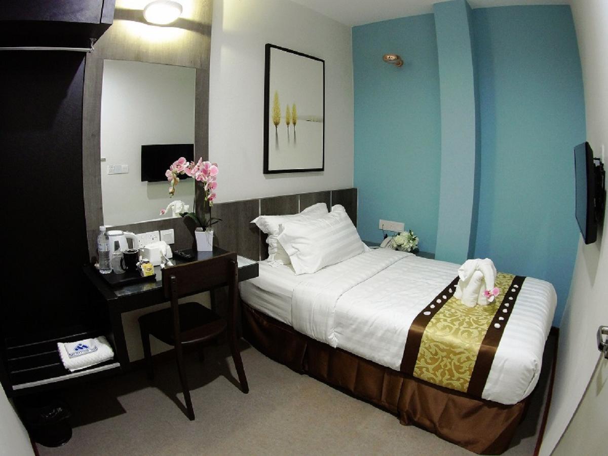 Meriton Inn Куантан Екстериор снимка