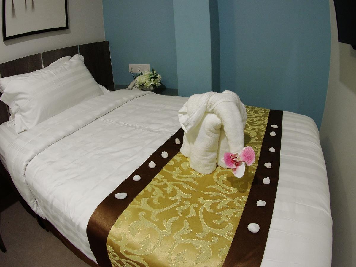 Meriton Inn Куантан Екстериор снимка
