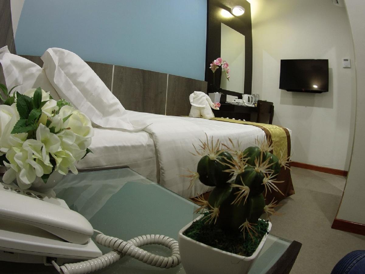 Meriton Inn Куантан Екстериор снимка