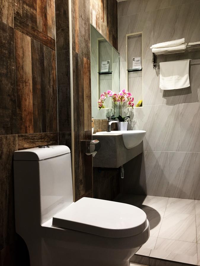 Meriton Inn Куантан Екстериор снимка
